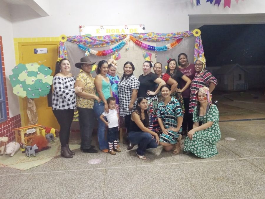 CRECHE DE FIGUEIRÃO REALIZA FESTA JUNINA
