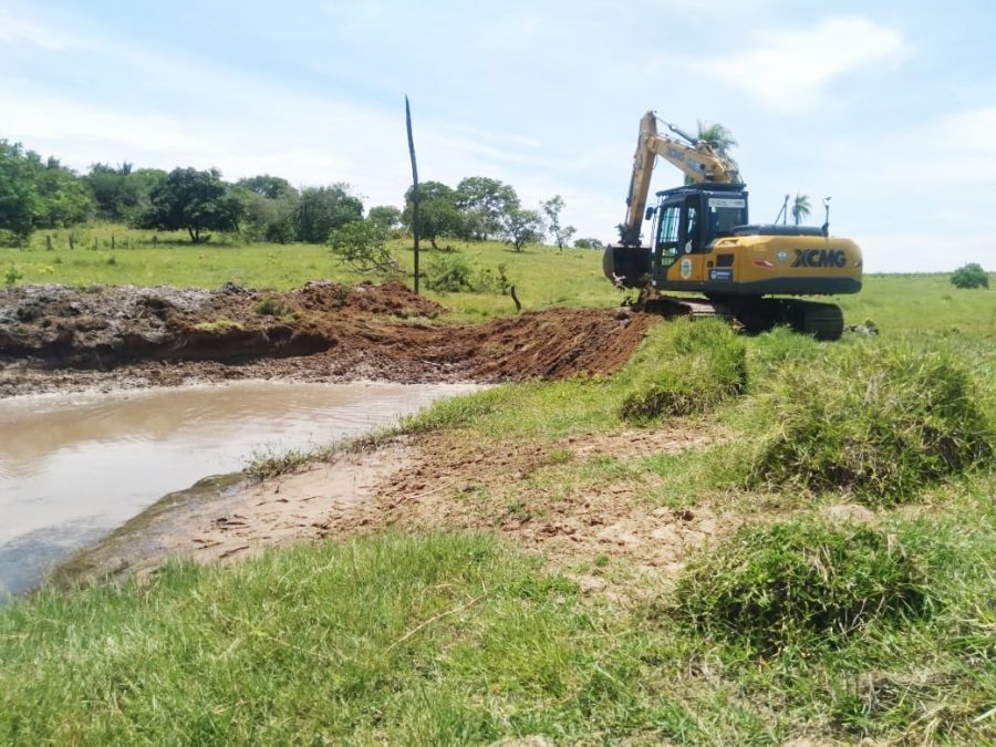 SECRETARIA DE INFRAESTRUTURA ATENDE MAIS UM PEQUENO PRODUTOR