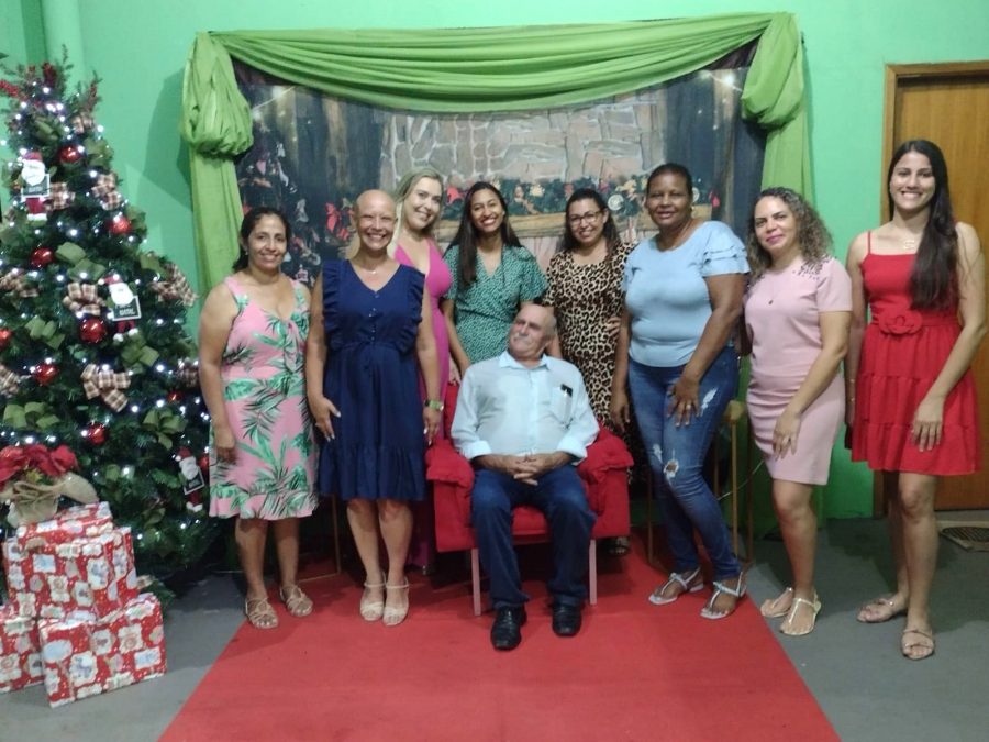 CRAS DE FIGUEIRÃO REALIZA ÚLTIMO BAiLE DOS IDOSOS DO ANO