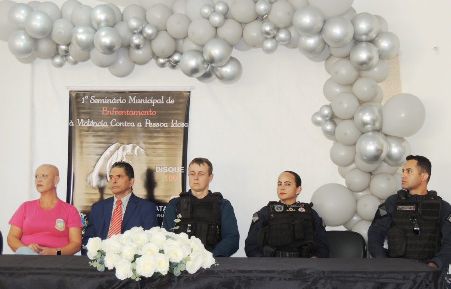CRAS REALIZA 1º SEMINÁRIO MUNICIPAL DE ENFRENTAMENTO À VIOLÊNCIA CONTRA A PESSOA IDOSA