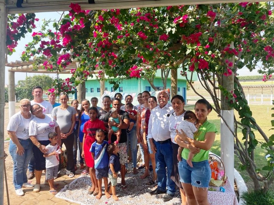 PROJETO BEM NASCER REALIZA RODA DE CONVERSA NA PRAÇA