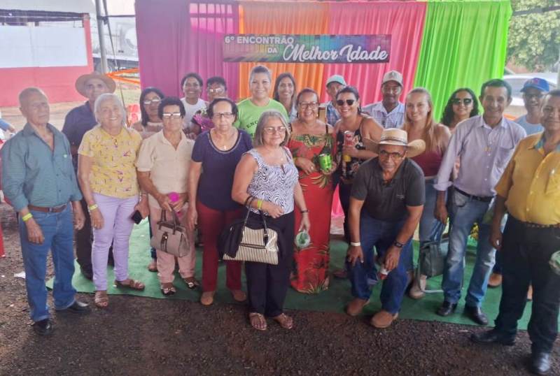 IDOSOS DE FIGUEIRÃO PARTICIPAM DE ENCONTRO DA MELHOR IDADE EM PARAÍSO DAS ÁGUAS