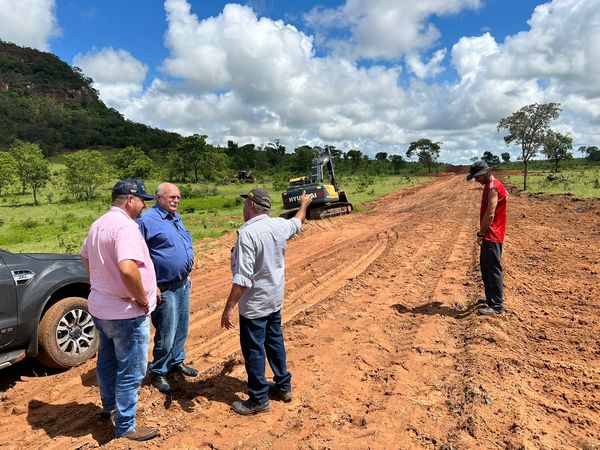 Secretaria de Infraestrutura e Serviços Públicos continua trabalhando.