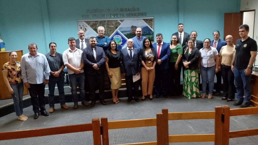 Prefeito e vice prefeito participam da Sessão Solene de abertura dos trabalhos legislativos 2024