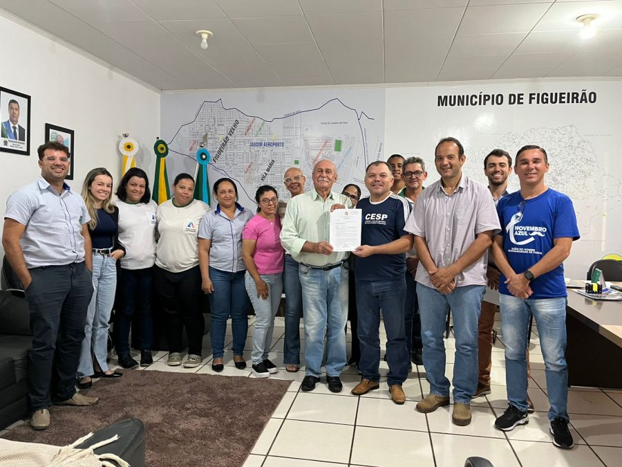Prefeito e Vice-Prefeito recebem diretoria da SINSEMFIG