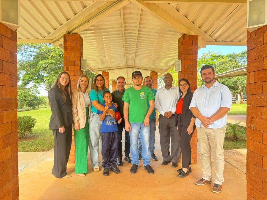 Secretário de Saúde visita às Instalações da APAE e Ecoterapia na cidade de Chapadão do Sul