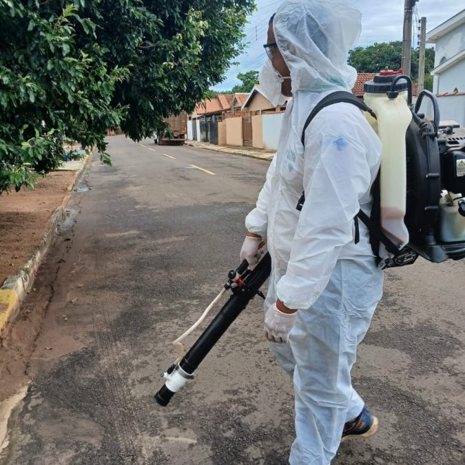 Combate à Dengue: Todos Contra o Mosquito!