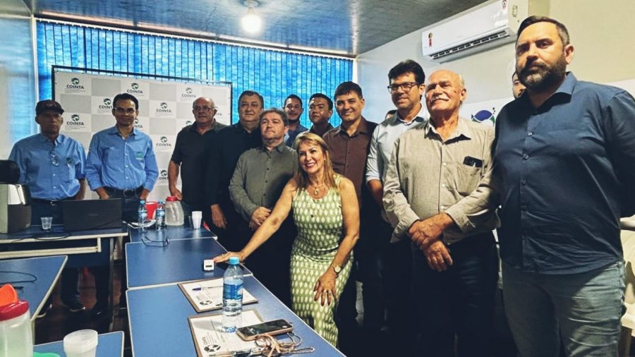 Prefeito participa reunião no COINTA
