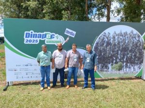 Secretário Municipal da Pequena Propriedade participa da Dinapec 2025