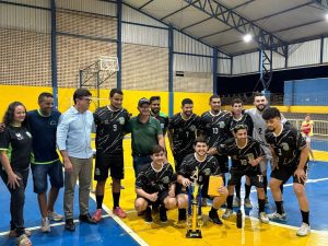 Time de Futsal de Figueirão consagra campeão na Copa 45